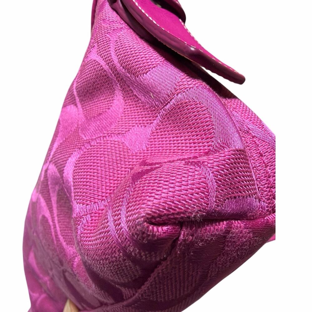 Coach Hampton Signature Baguette Demi Shoulder Purse in HOT PINK 6371 - Picture 8 of 16